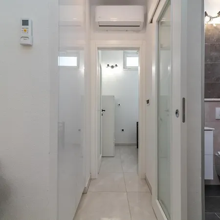 Apartment Leo *